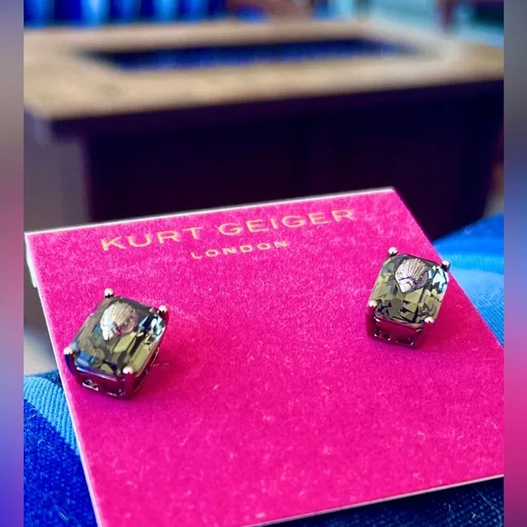 Kurt Geiger Earrings NEW W/tag Olive green Crystal Stud/gunmetal silver setting - Picture 9 of 12